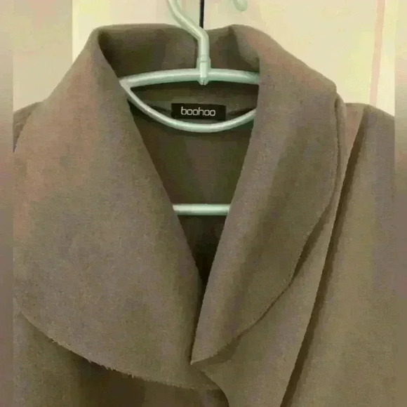 Boohoo Womens  Long grey belted trench coat - Picture 1 of 8